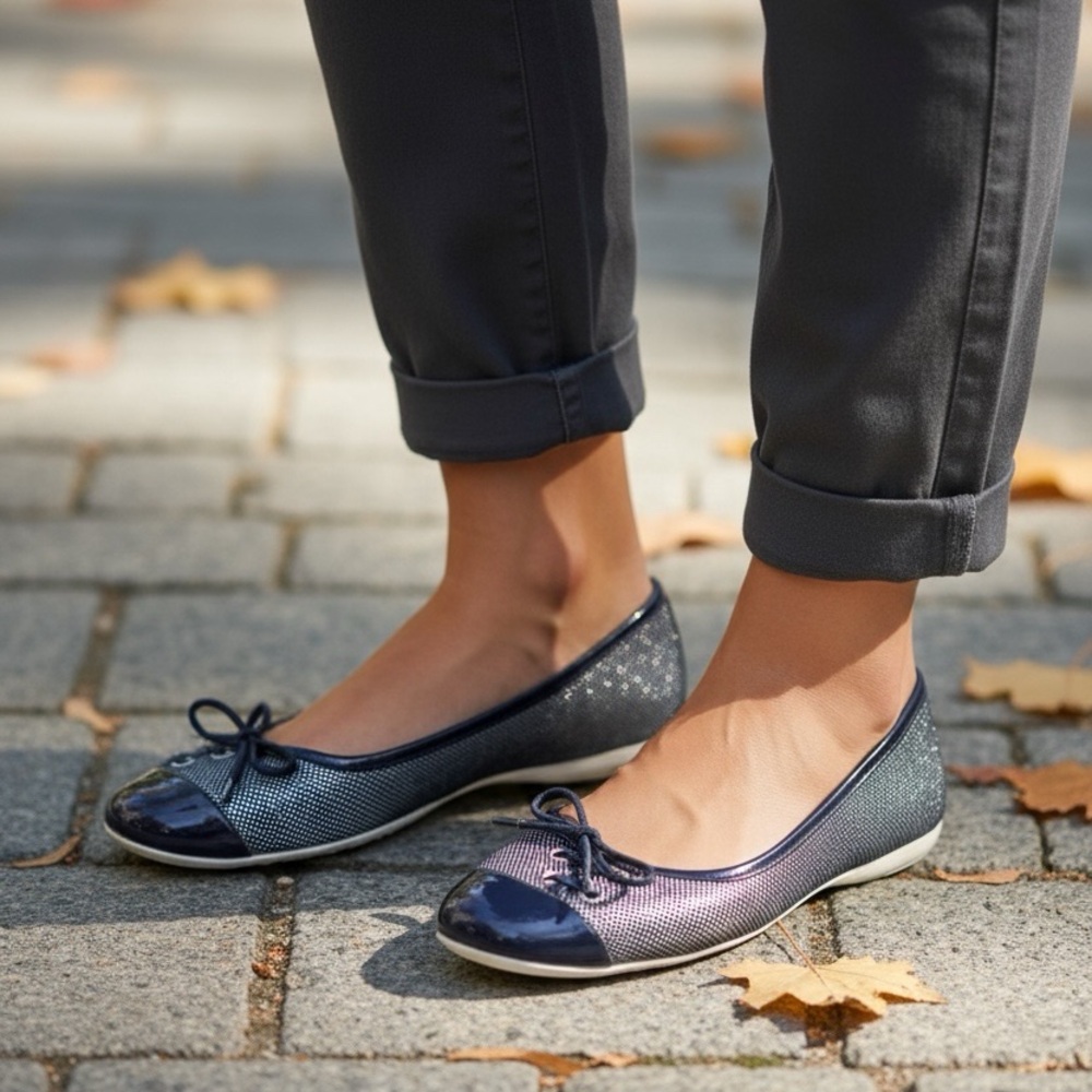 Michelle D Laces Navy Slip Ons Size 8.5M. Made in Brazil